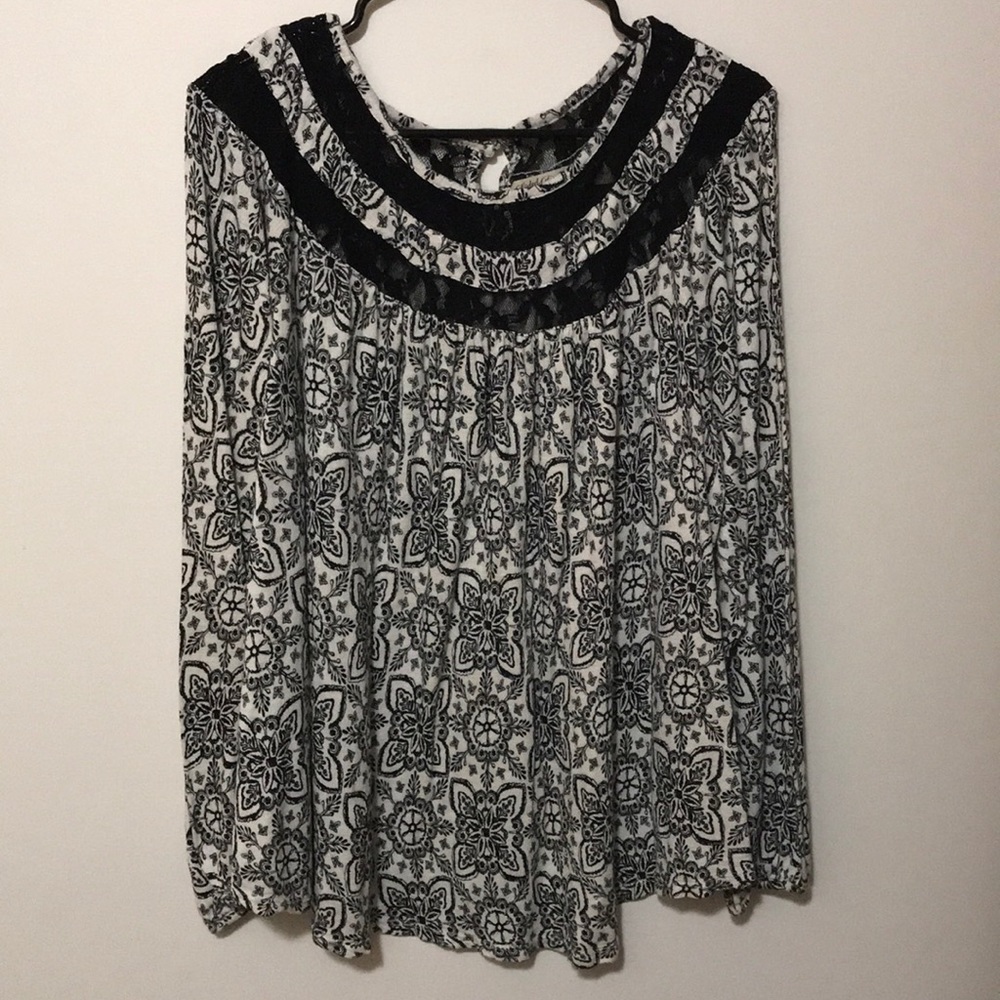 !FINAL! Faded Glory Quarter- Long Sleeved Blouse